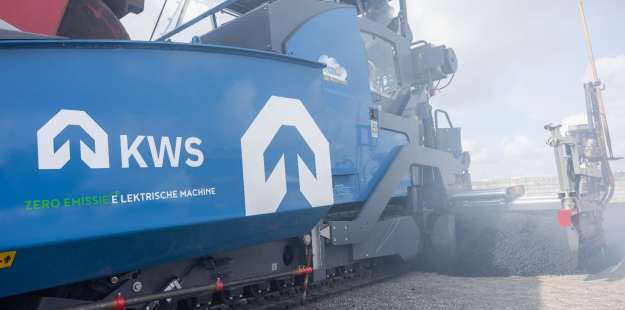 KWS asfaltspreidmachine