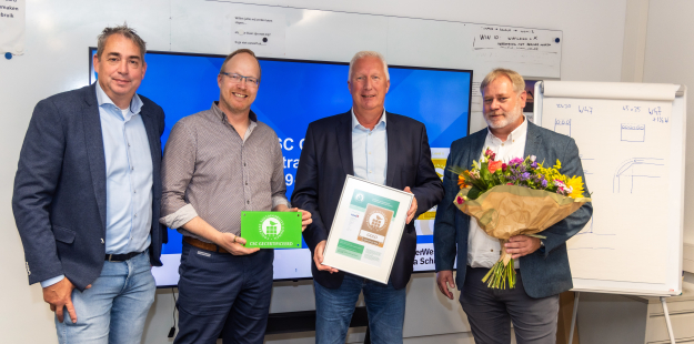 Uitreiking CSC-certificaat goud Schiphol
