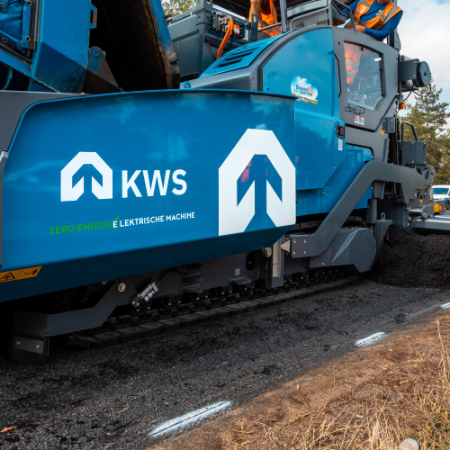GWW elektrische asfaltspreider.jpg