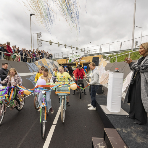 IJssekmondse knoop_Opening_Leontien van Moorsel.jpg