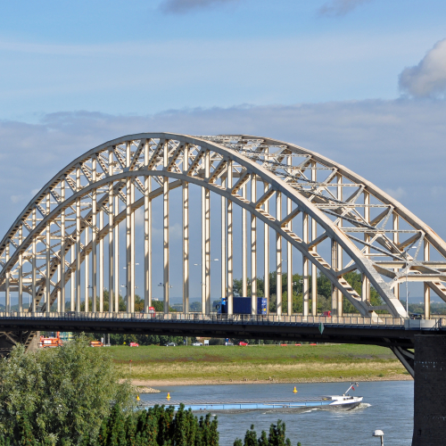 Waalbrug.jpg