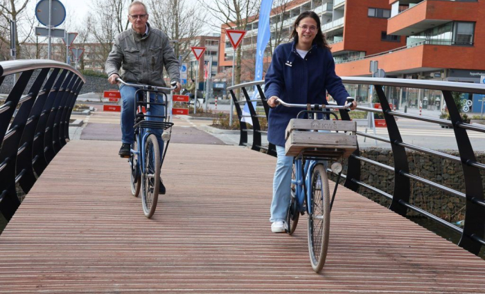 Fietsbrug Hendrik-Ido-Ambacht KWS1
