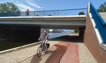 KoningingJulianabrug_fietspad.jpg