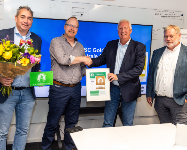 Uitreiking CSC-certificaat goud Schiphol MCGBV