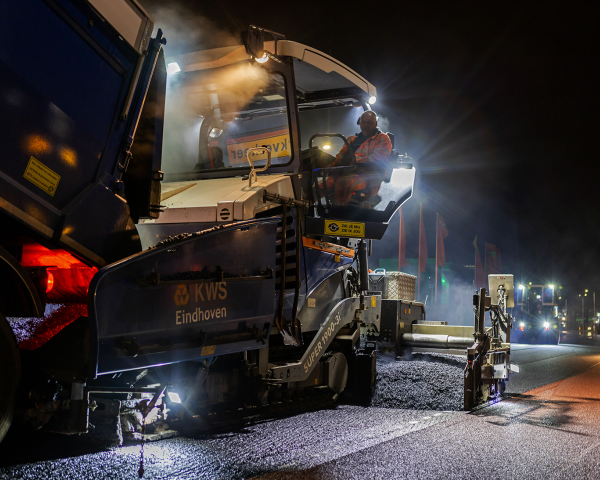 20220501 40% PR Rood 50% PR zwart Hurksestraat in Eindhoven 036-042.png